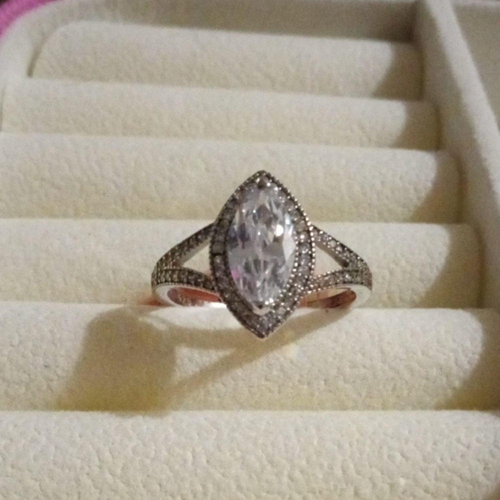 Elegant Silvery Marquise Ring Size 10